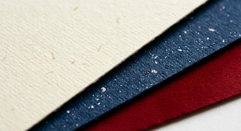 Các loại giấy mỹ thuật in thiệp mời có gân và ánh kim