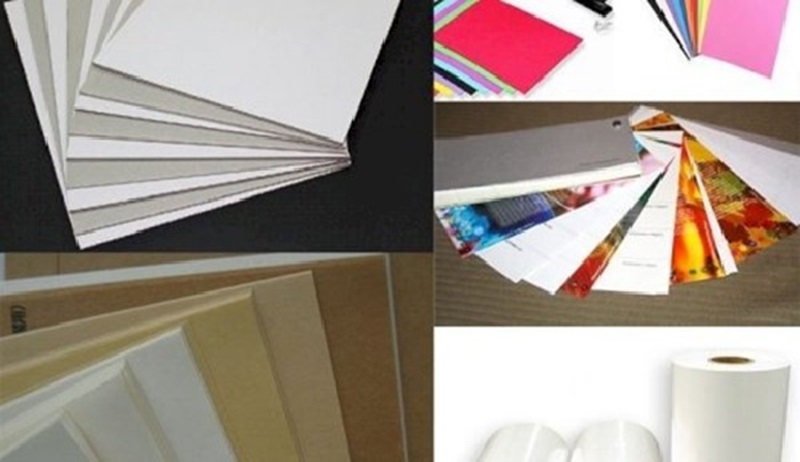 Giấy Glossy Photo Paper không chỉ mang lại những bức ảnh chất lượng cao mà còn được ứng dụng rộng rãi trong nhiều lĩnh vực khác nhau. Dưới đây là một số ứng dụng phổ biến của loại giấy này: