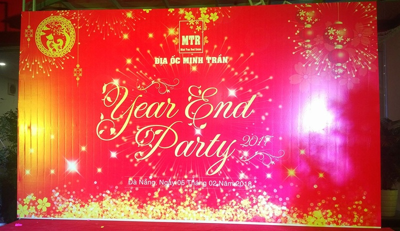 Mẫu in phông bạt tất niên đẹp 