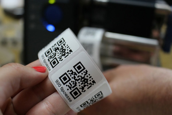 Các mẫu in tem QR code đẹp mắt 1