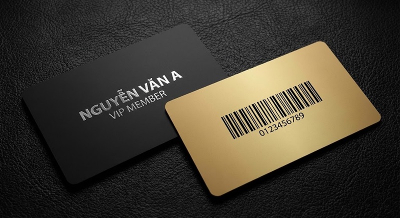 Mẫu thẻ VIP dập nổi tên và in mã vạch sang trọng
