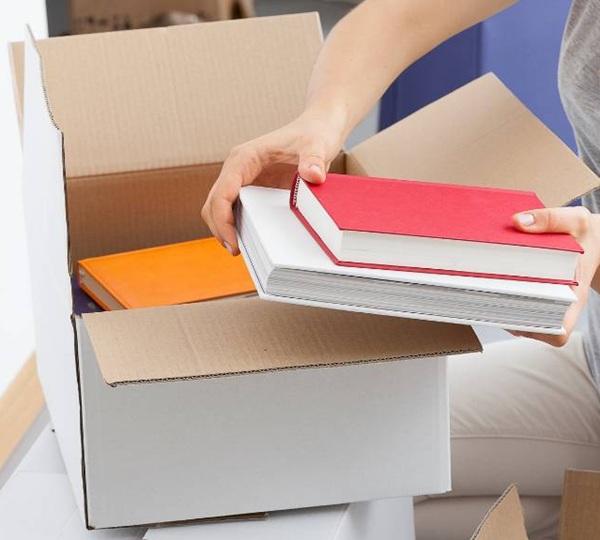 Tài liệu được đóng gói chống nước cẩn thận trước khi giao